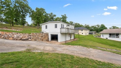 Move-in ready lakeview cabin featuring 2 bedrooms, 1 bath, and - photo 38