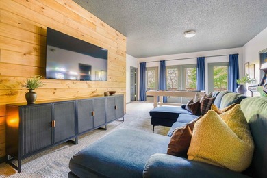 Timberline Lodge a spectacular mountain getaway nestled within - photo 41