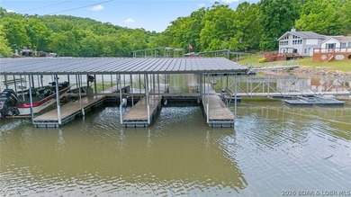 Move-in ready lakeview cabin featuring 2 bedrooms, 1 bath, and - photo 45