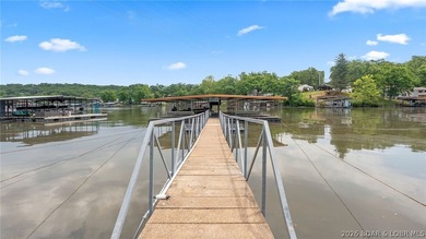 Move-in ready lakeview cabin featuring 2 bedrooms, 1 bath, and - photo 48