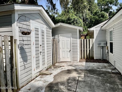 THIS IS ONE SWEET PROPERTY IN A TOP NOTCH LOCATION. PERFECT AS A - photo 11
