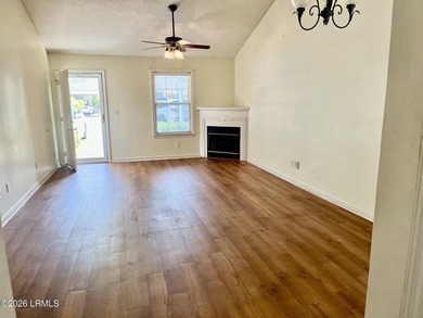 THIS IS ONE SWEET PROPERTY IN A TOP NOTCH LOCATION. PERFECT AS A - photo 13