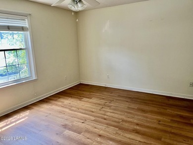 THIS IS ONE SWEET PROPERTY IN A TOP NOTCH LOCATION. PERFECT AS A - photo 15