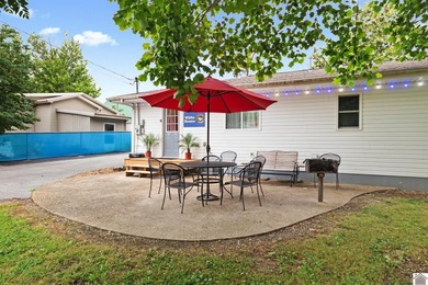 Located in the heart of Grand Rivers, this 3-bedroom, 1 - photo 17