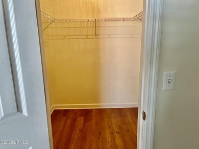 THIS IS ONE SWEET PROPERTY IN A TOP NOTCH LOCATION. PERFECT AS A - photo 18
