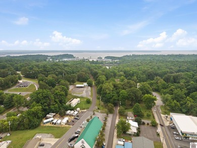 Located in the heart of Grand Rivers, this 3-bedroom, 1 - photo 21