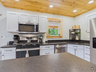Experience modern Maine cabin living at 5 Forest Lane in - photo 6