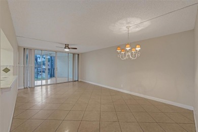 Pine Island Ridge Lakes Condo For Sale in Davie Florida