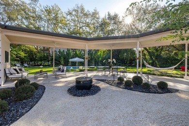 Recently featured in WSJ's Mansion Global, Panorama House is a - photo 4