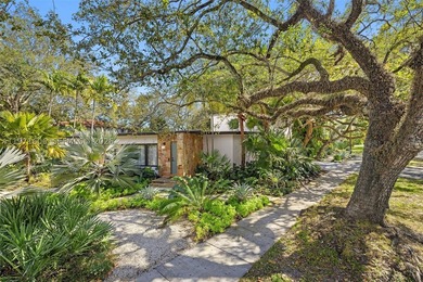 Recently featured in WSJ's Mansion Global, Panorama House is a - photo 5