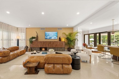 Recently featured in WSJ's Mansion Global, Panorama House is a - photo 7