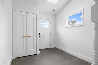 BRAND NEW !!- COMPLETELY RENOVATED-2 BEDROOM, 2 FULL BATHROOM - photo 8