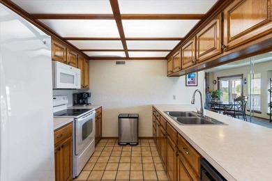Discover a community gem, with this gorgeous 3-bed, 2.75-bath - photo 6
