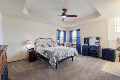 Discover a community gem, with this gorgeous 3-bed, 2.75-bath - photo 8
