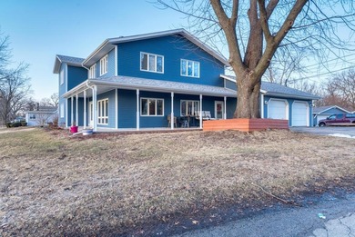 Kankakee River Home For Sale in Wilmington Illinois