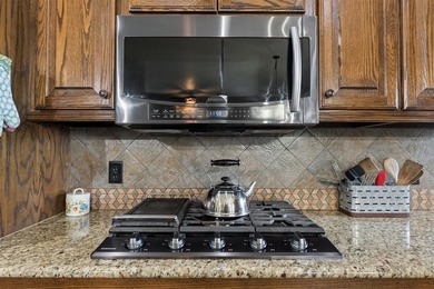 Beautiful one level home on a gorgeous .83 acre cul-de-sac lot! - photo 13