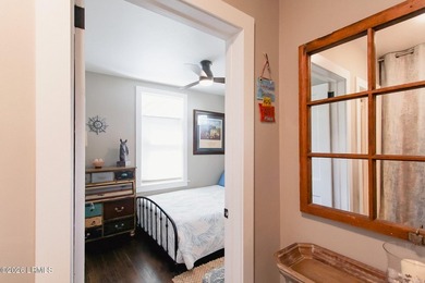 Downtown Beaufort Charm Meets Modern Luxury. Step into a - photo 14
