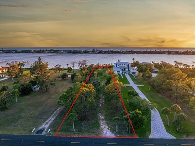 Set along Englewood's most coveted stretch of Bayshore Drive - photo 15