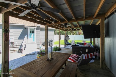 Downtown Beaufort Charm Meets Modern Luxury. Step into a - photo 17