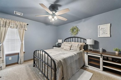 Beautiful one level home on a gorgeous .83 acre cul-de-sac lot! - photo 19