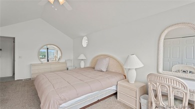 Move-in ready lakeview cabin offering 3 bedrooms, 2 baths, and - photo 24