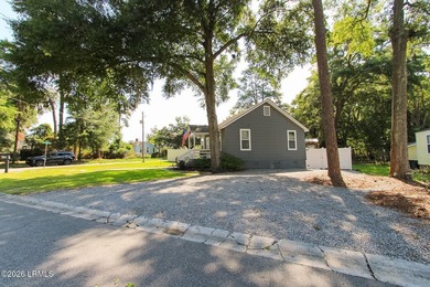 Downtown Beaufort Charm Meets Modern Luxury. Step into a - photo 26