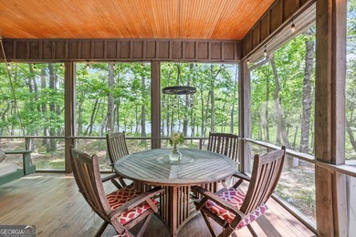 This spectacular 3,030-square-foot, 4-bedroom, 4-bathroom lake - photo 5