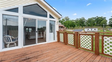 Move-in ready lakeview cabin offering 3 bedrooms, 2 baths, and - photo 36