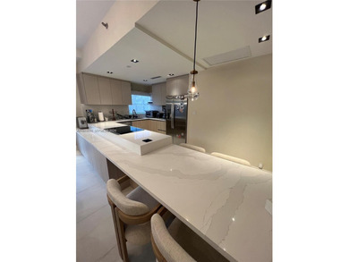 BEAUTIFUL APARTMENT AT THE PRESTIGIOUS MEDITERRANEAN VILLAGE IN