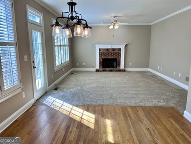 Welcome to life in Lake Redwine! This beautifully updated - photo 10