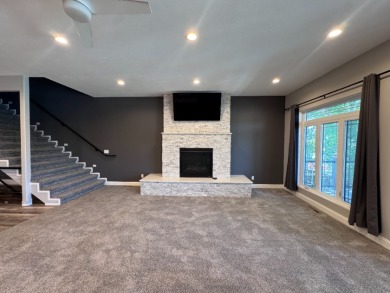 Luxury lakefront living meets exceptional - photo 8