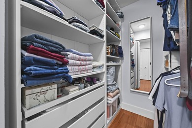 Welcome home to this beautifully remodeled 3-bedroom, 2.5-bath - photo 28