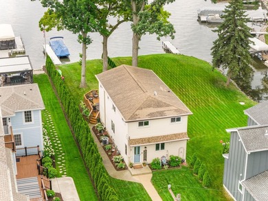 Enjoy the best of Little Muskego Lake in this beautifully - photo 2