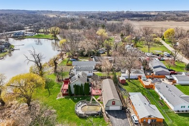 (private lake, pond, creek) Home For Sale in Antioch Illinois