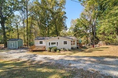 Lake Lanier Home Sale Pending in Gainesville Georgia