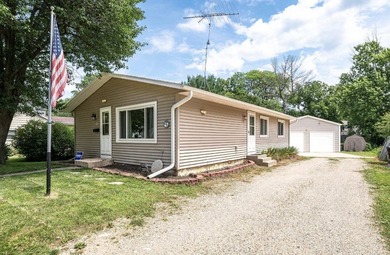 Comus Lake Home For Sale in Delavan Wisconsin