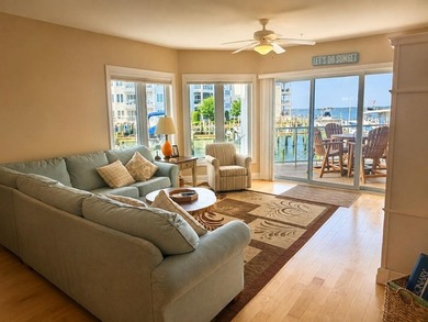 Waterfront Living with Your Own Boat Slip & Lift! Enjoy stunning - photo 3