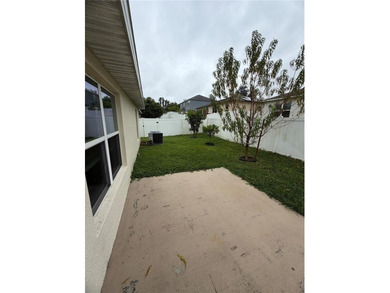 Charming 4-Bedroom, 2-Bath Home with Spacious Fenced Yard - photo 26