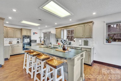 Welcome to your mountain retreat at 202 Tamarack Road! This - photo 8
