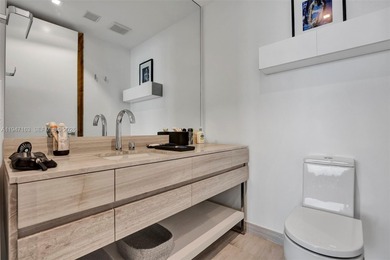 STUNNING TURNKEY OCEAN FRONT UNIT. TOTAL SQFT 4,062. 4 BEDROOMS