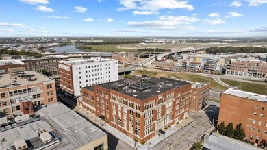 Modern amenities, 3rd-floor views, plus the entire downtown