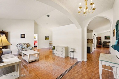 OWNER MOTIVATED! . This inviting property features an open floor - photo 4