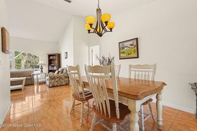 OWNER MOTIVATED! . This inviting property features an open floor - photo 5