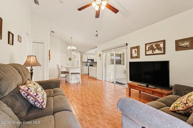 OWNER MOTIVATED! . This inviting property features an open floor - photo 9