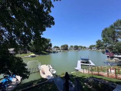 Luxury lakefront living meets exceptional - photo 27