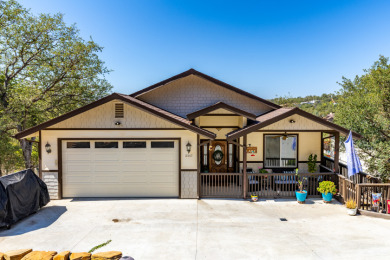 Lake Home For Sale in Lake Nacimiento, California