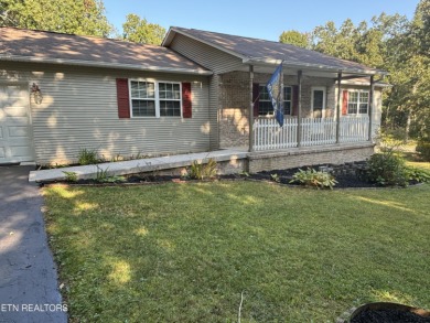 Lake Home Sale Pending in Crossville, Tennessee