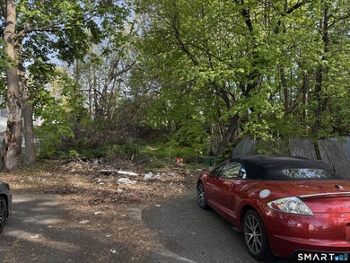Rare opportunity to acquire an additional lot in a desirable - photo 1