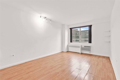 Welcome to 1065 Vermont Street, Unit 4F - a bright and spacious