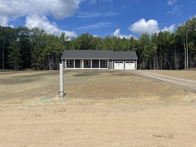 Beautiful lot at end of private road. Big back and front yards - photo 1